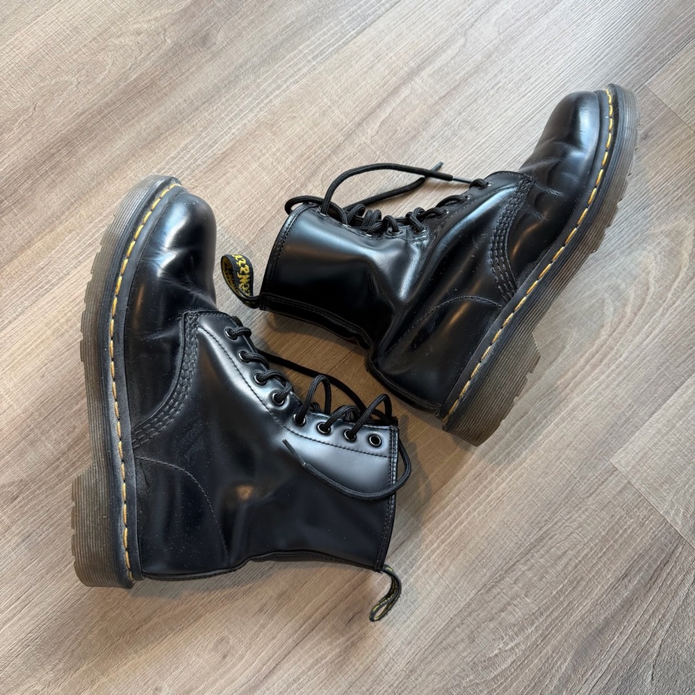 Dr. Martens 1460 Smooth Leather Lace Up Boots